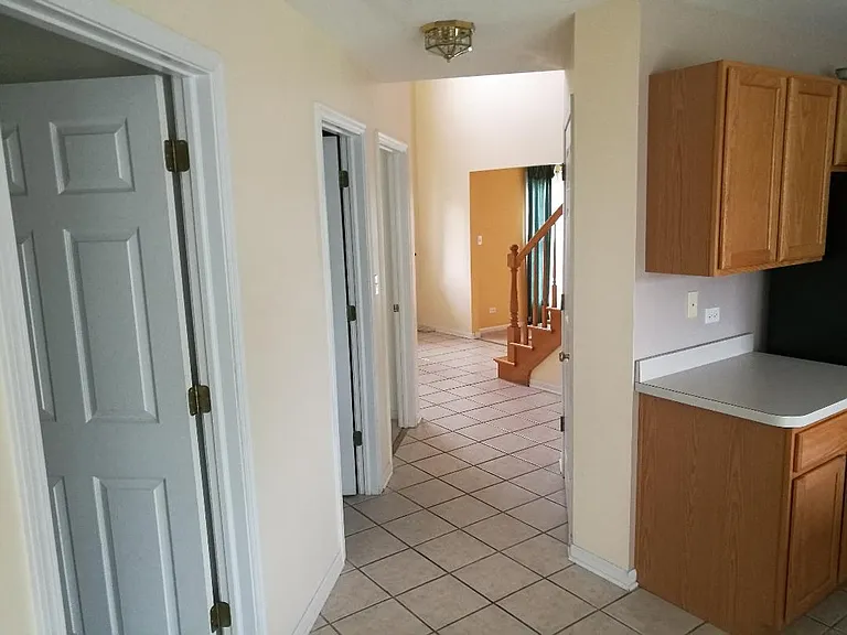 203 Jessica Ct — Photo 7