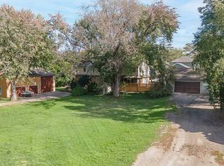 23965 N Valley Rd, Lake Zurich, IL 60047