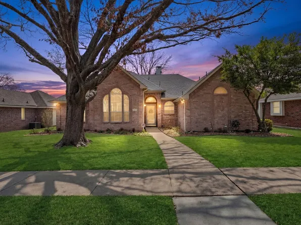 2214 Saint Albens Pl, Garland, TX 75040