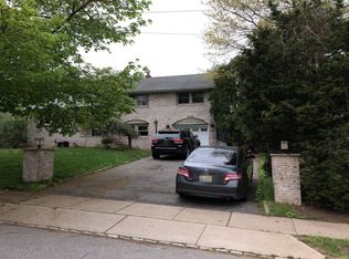 70 Devonshire Dr, Cedar Grove, NJ 07009