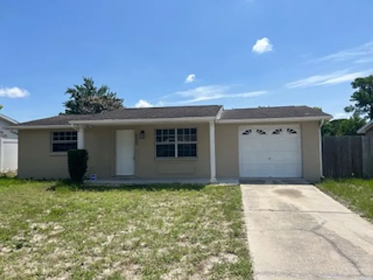 9820 Rainbow Ln — Photo 1