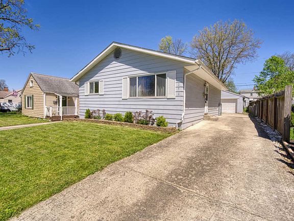 2nd image of 256 Rosslyn Ave