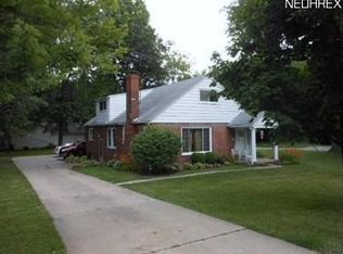 3855 Kent Rd, Stow, OH 44224