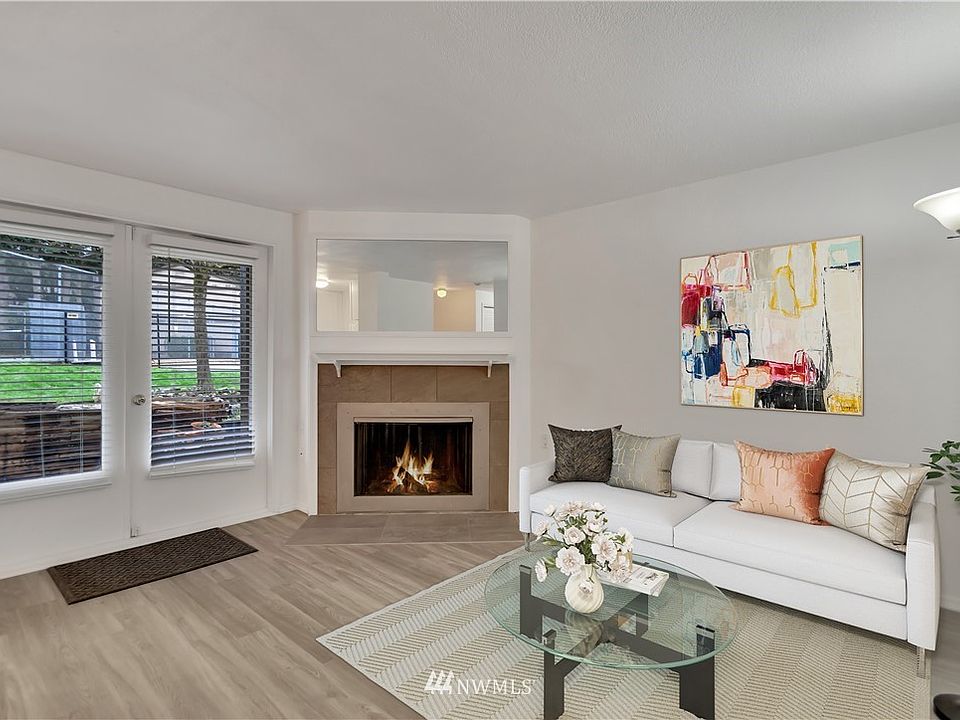 1st image of 4715 176th St SW APT E7