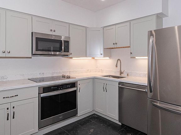 3rd image of 1649 18th St