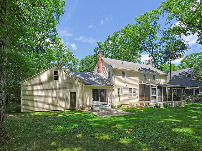 12 Carriage Dr — Photo 39