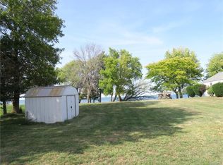10983 Lakeshore Rd, Lyndonville, NY 14098
