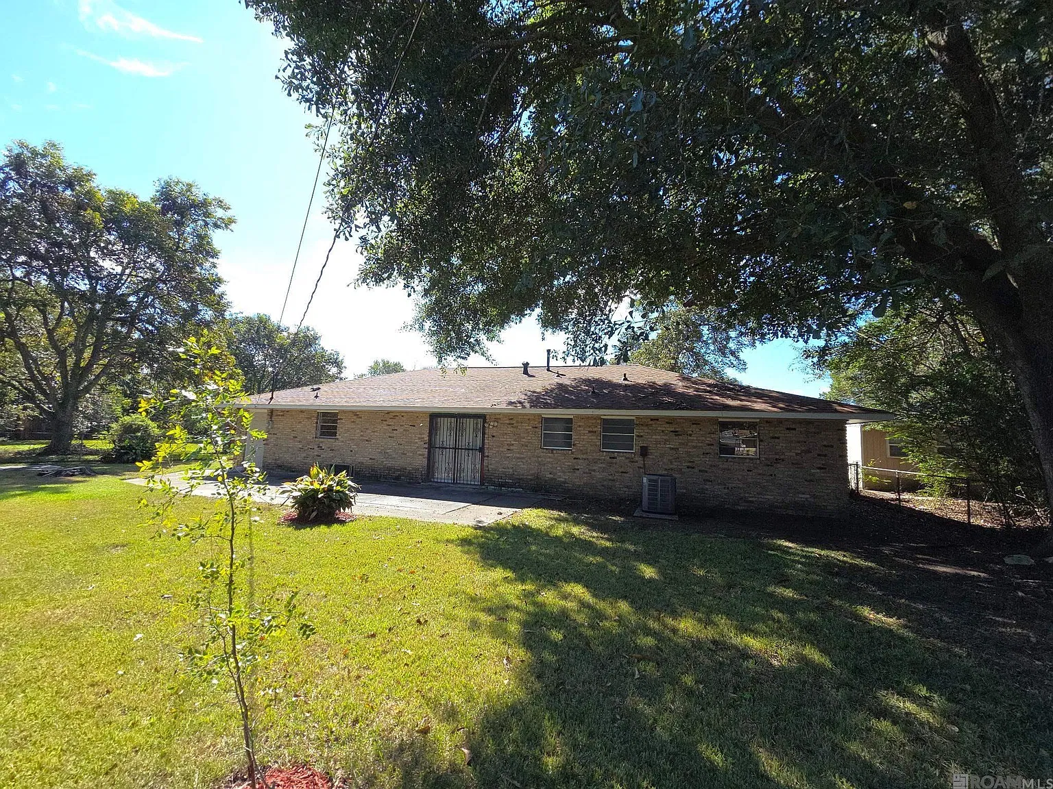 3 bed, 1735 sqft, $1,600 — Photo 2