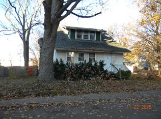 314 N 6th St, Niles, MI 49120