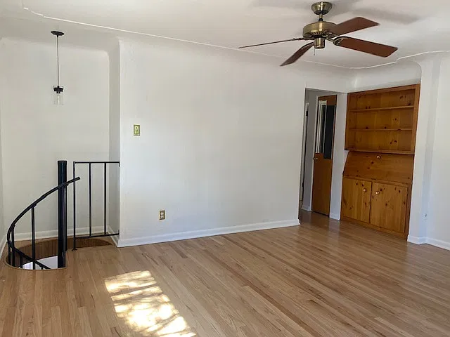 2 bed, 1047 sqft, $2,300 — Photo 4