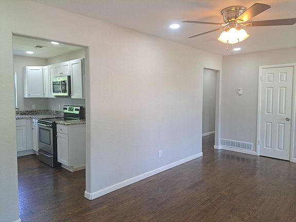 4th image of 52103 William Brewster Dr