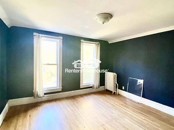 5th image of 690 Dayton Ave