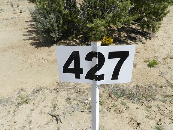 3rd image of 6467 Castle Rock Cir