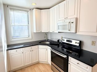 52-05 35th St #2, Long Island City, NY 11101