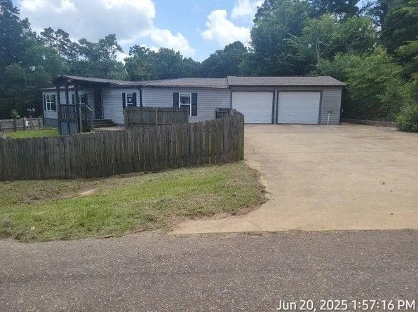 7402 Cedarwood Trl, Gilmer, TX 75645