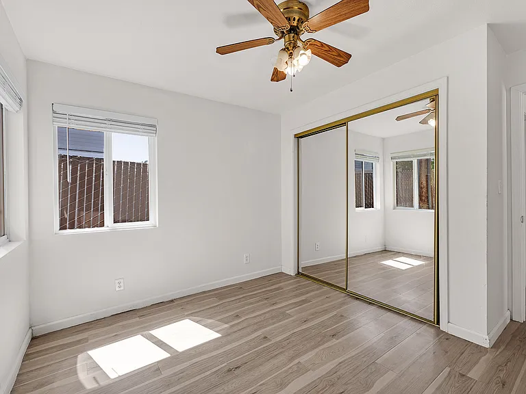 4067 Vineyard Ave — Photo 7