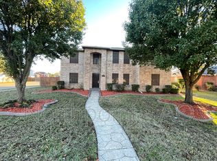760 Bray St, Cedar Hill, TX 75104