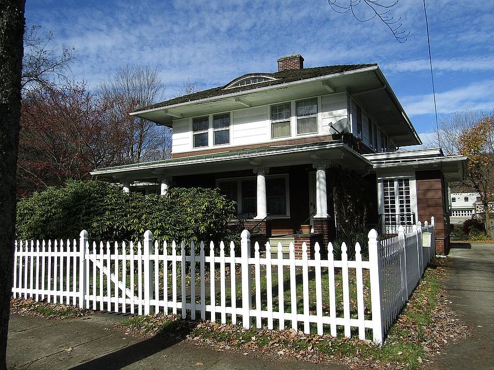 1st image of 332 E Main St