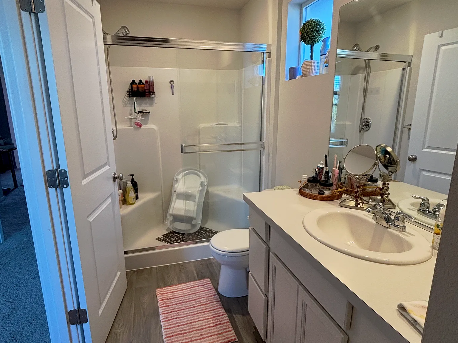 3 bed, 2.5 bath, 1492 sqft, $2,550 — Photo 2