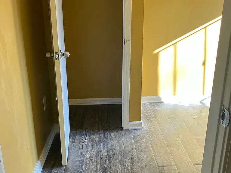 412 N Montgomery St #102 — Photo 5