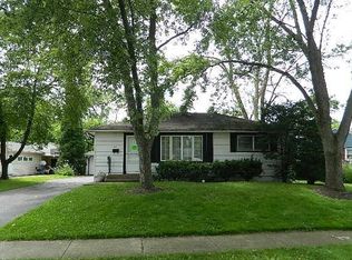 3101 Starling Ln, Rolling Meadows, IL 60008