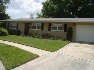 5804 Oxford Dr, Tampa, FL 33615