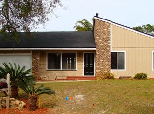 7029 Holiday Hill Ct, Jacksonville, FL 32216