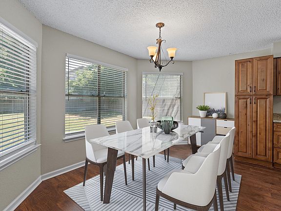5th image of 1100 Ivybridge Dr