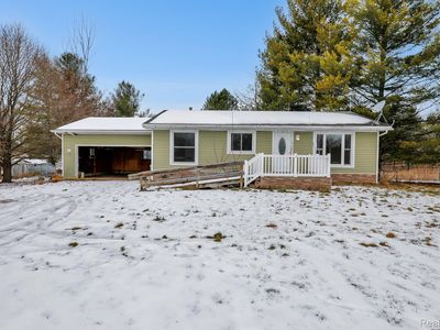 1112 S Michigan Rd, Eaton Rapids, MI, 48827