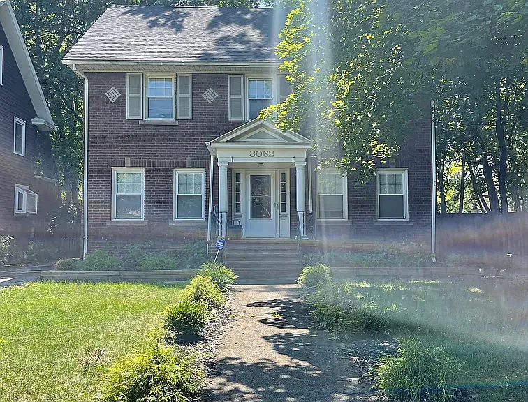 3062 Euclid Heights Blvd — Photo 6