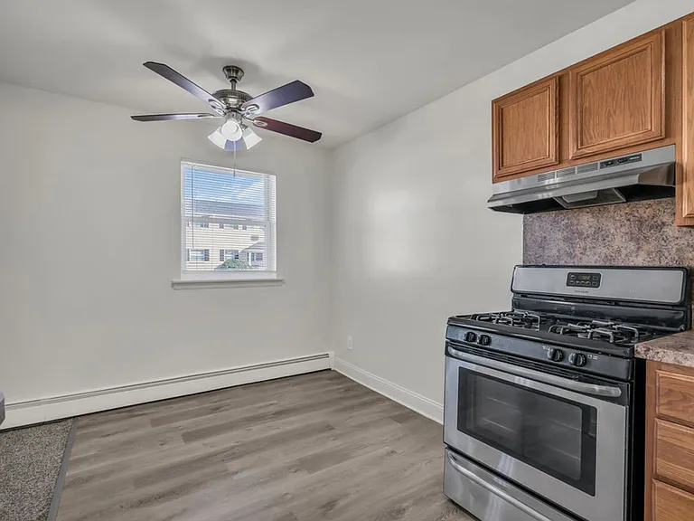 Laurelton Village Apartments — Photo 3