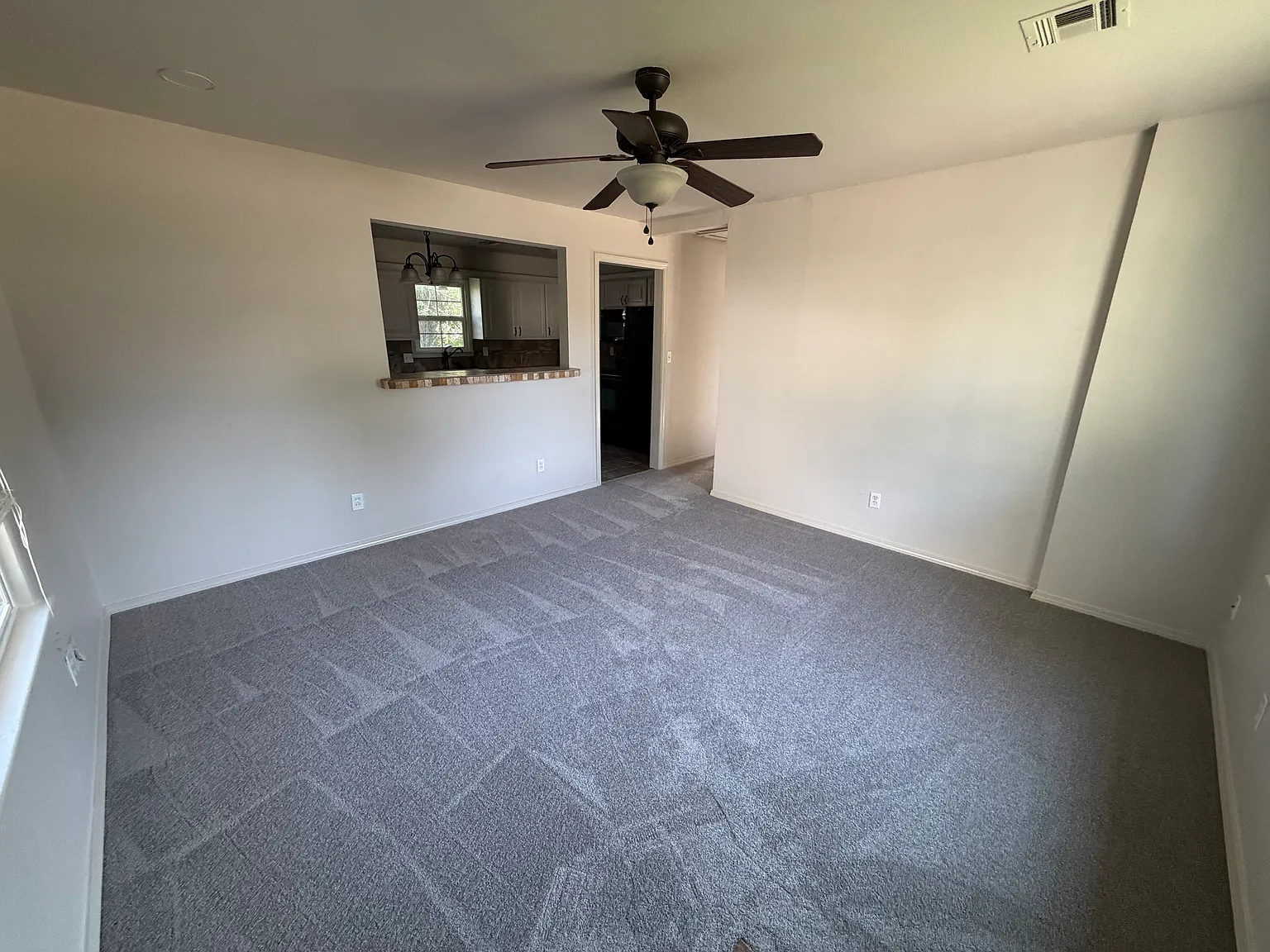 2 bed, 720 sqft, $1,100 — Photo 4