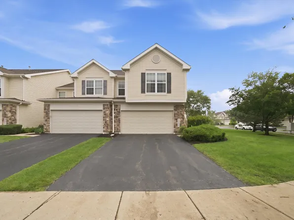 2353 Georgetown Cir, Aurora, IL 60503