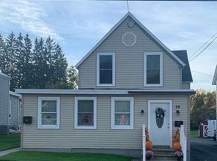 56 Burrstone Rd, New Hartford, NY 13417