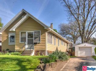 5544 Pacific St, Omaha, NE 68106
