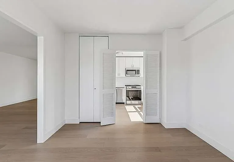 1520 York Ave #16D — Photo 4