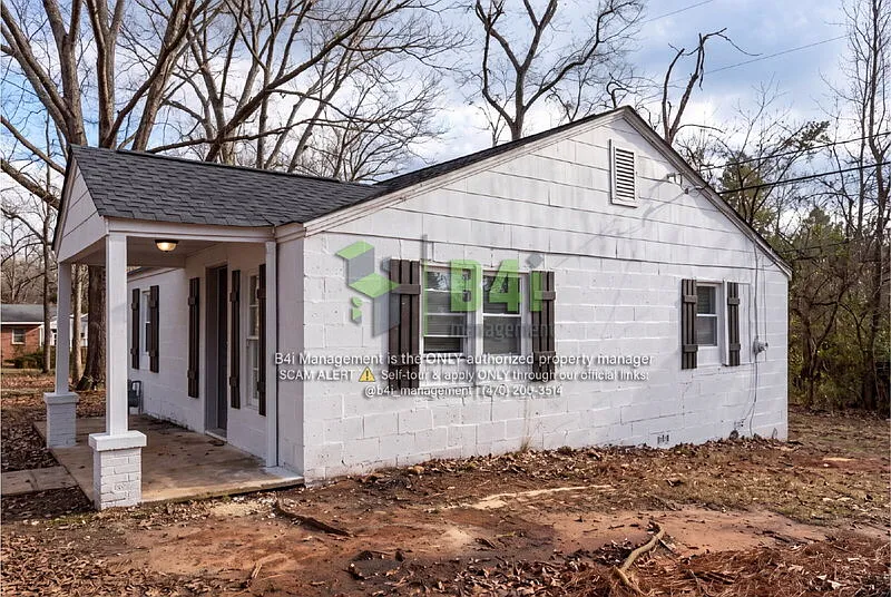 70 W Smith Rd