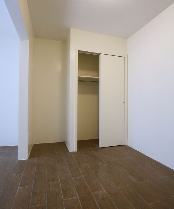 2nd image of 238 Elizabeth St APT 7