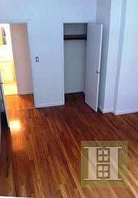 3rd image of 88 Lexington Ave APT 1E