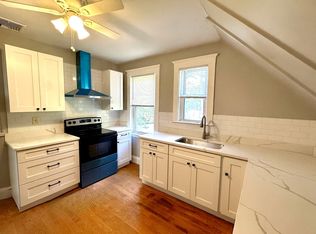 42 Raddin Grove Ave FLOOR 3, Lynn, MA 01905