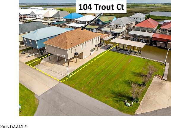 2nd image of 102-104 Trout Ct