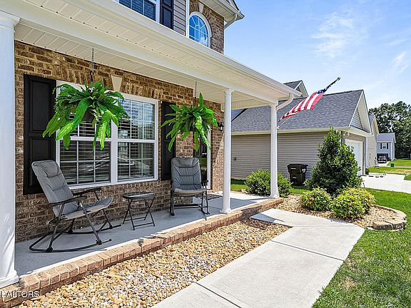 5th image of 7410 Rose Water Ln