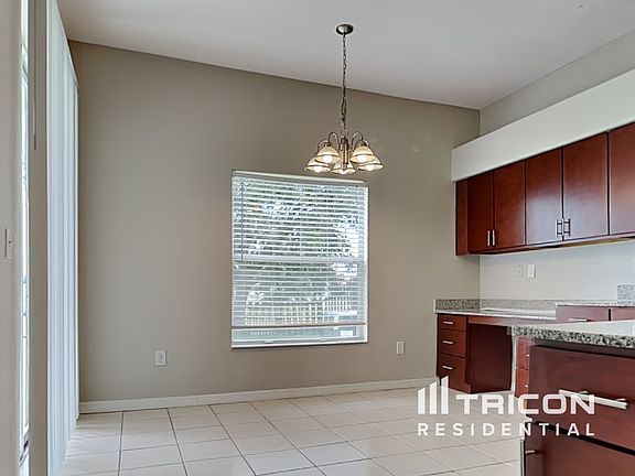 5th image of 31308 Makinaw Ln