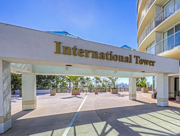 Building Photo - 700 E Ocean Blvd #1007