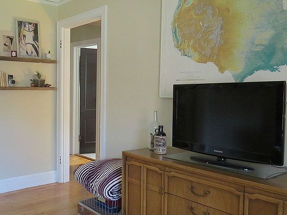 4th image of 202 Otis Ave