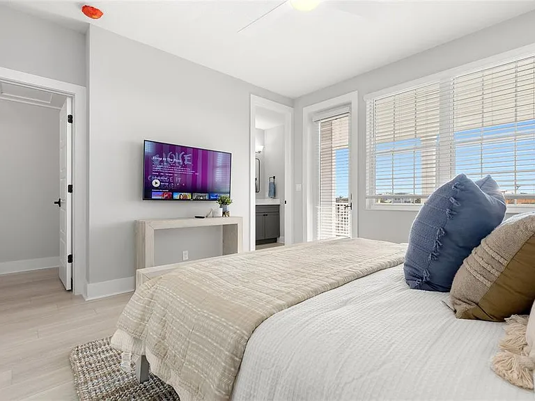 4333 Saltwater Pearl Way — Photo 30