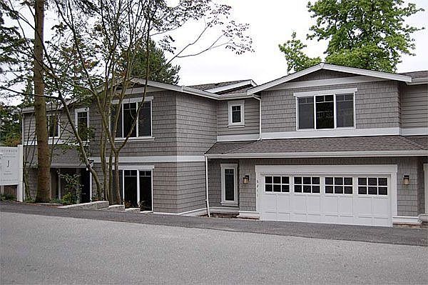 1st image of 6211 114th Ave NE