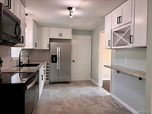 3 bed, 1264 sqft, $2,500 — Photo 2
