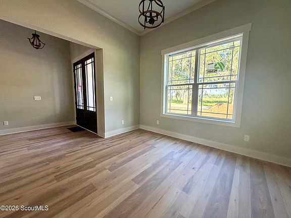 2nd image of 1233 Marshview Dr NE