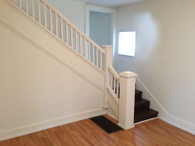 2nd image of 410 Harlan St